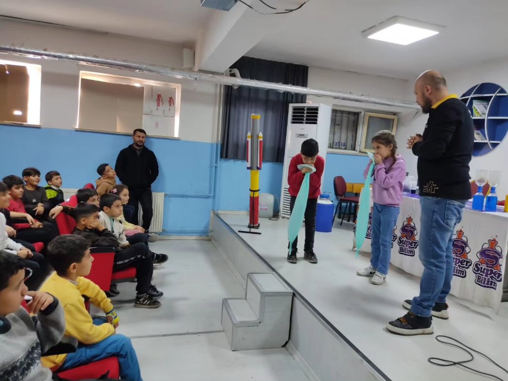 Haliliye Belediye İlkokulu Öğrencileri, Mezopotamya Bilim Şenliği'nde Bilimle Dolu Bir Gün Yaşadı! 🚀🔬